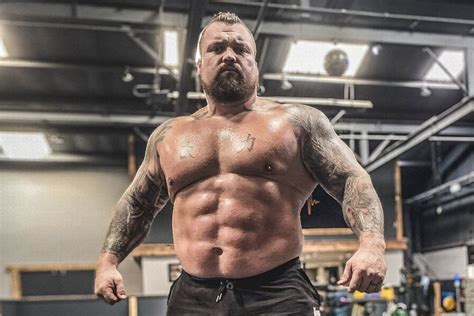 eddie hall naked|World’s Strongest Man Eddie Hall shares VERY revealing。